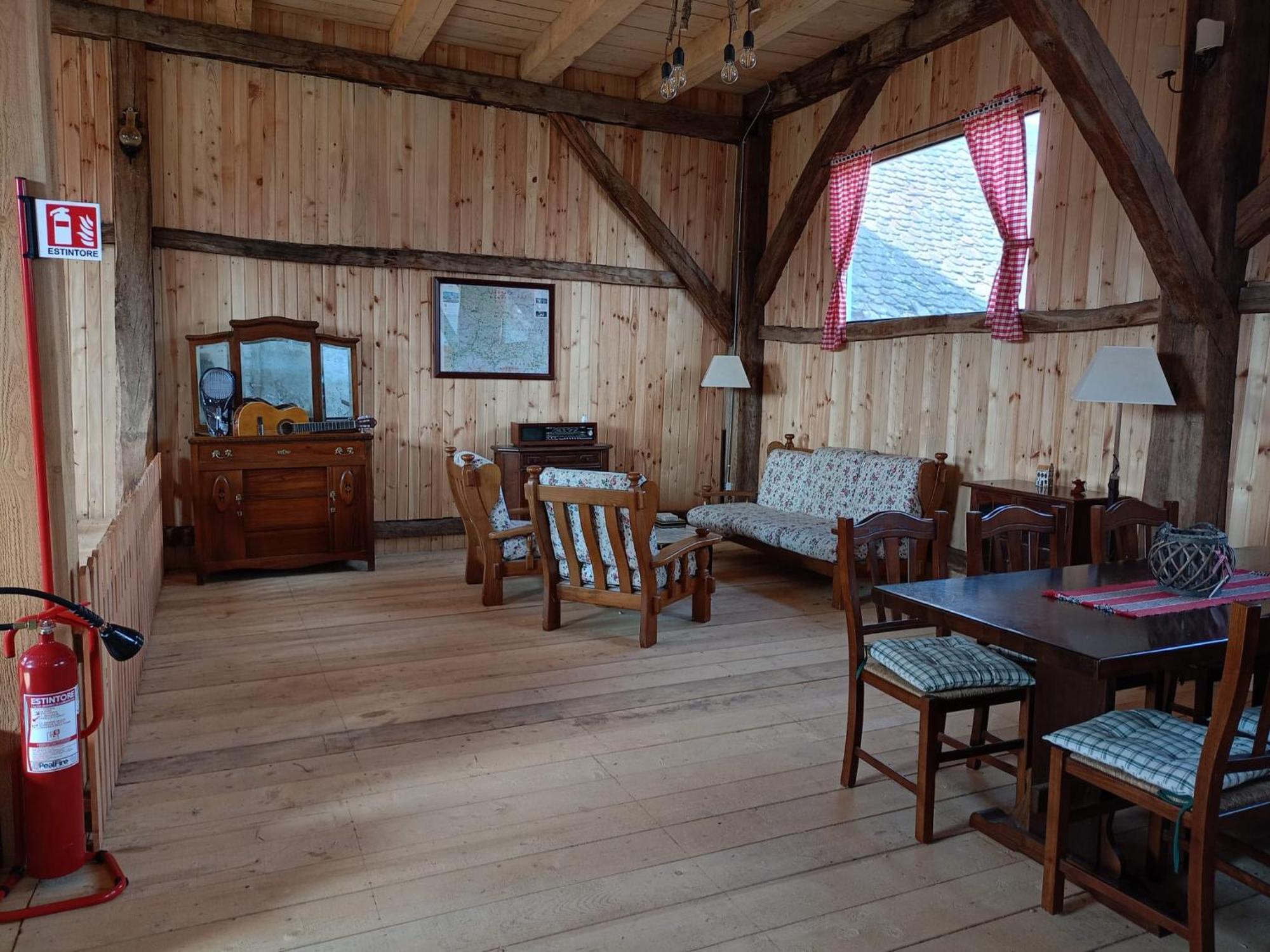 Chalet Giuel Barcut Buitenkant foto